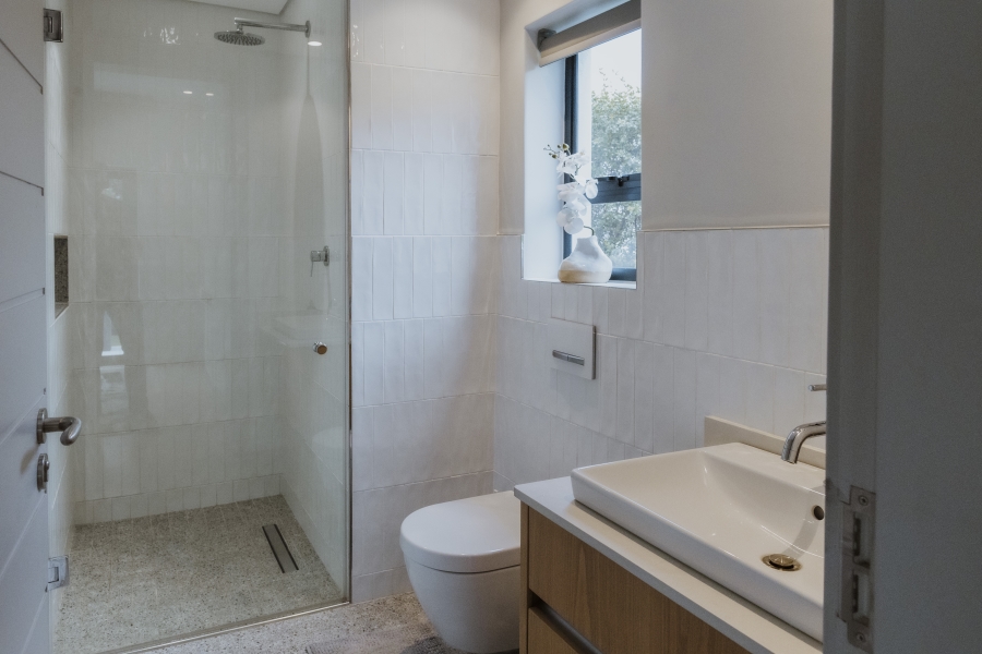 5 Bedroom Property for Sale in Pearl Valley at Val de Vie Western Cape